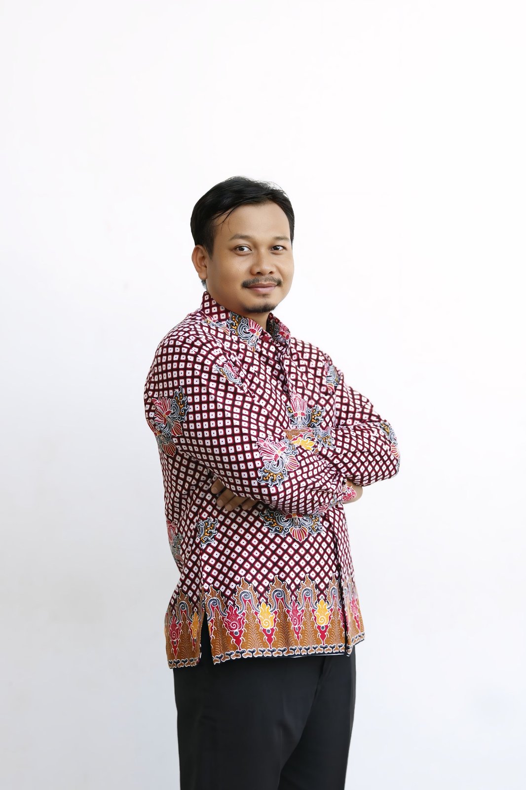 Heri Iswanto, S.Sos.H.