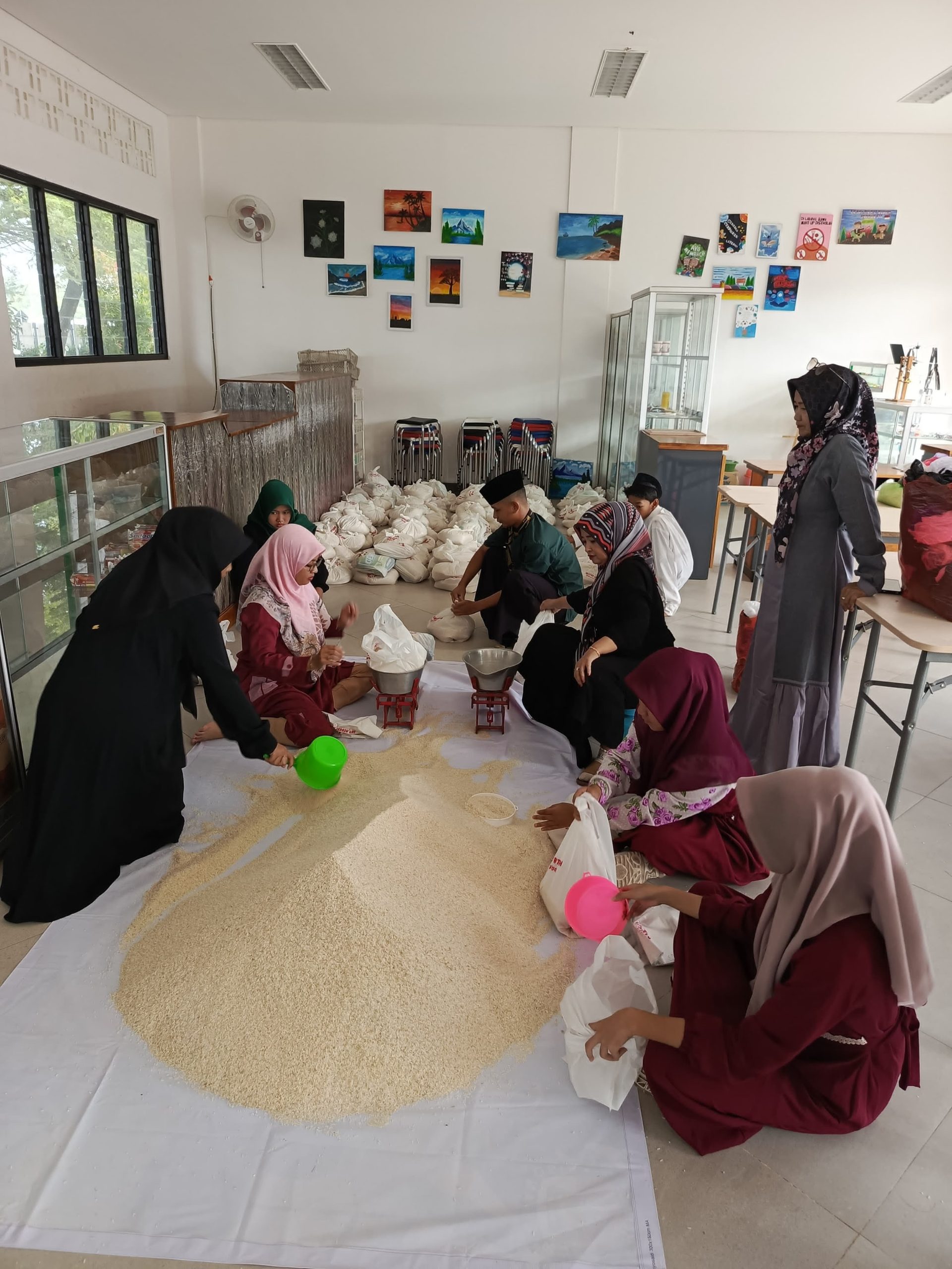 Spirit Ramadan: Aksi Nyata Berbagi di SMPN 3 Grogo