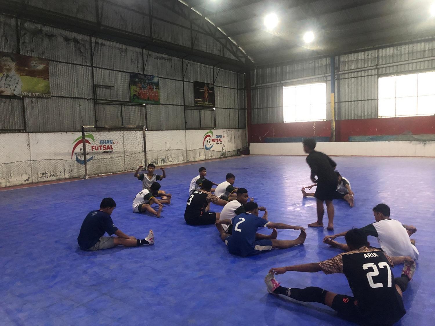 SMP Negeri 3 Grogol Gelar Sparing Futsal Persahabatan Melawan SMPN 1 Gampengrejo